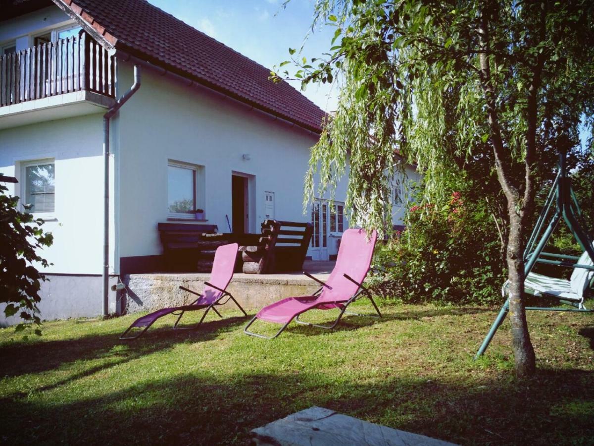 Guest House First Stop Rakovica Exteriör bild